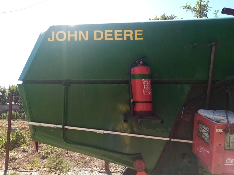 Комбайн John Deere 330, снимка 5 - Селскостопанска техника - 49040782