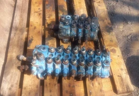 Багер FIAT Hitachi на части, снимка 2