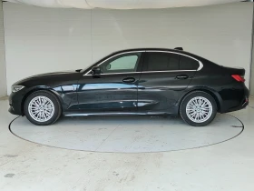 BMW 330 330e Luxury, снимка 4