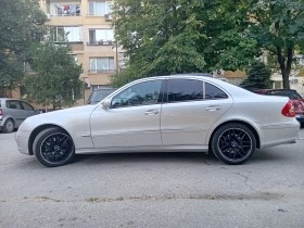 Mercedes-Benz E 320, снимка 11