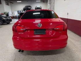 VW Jetta * 2.0 TDI DSG Comfortline| SUNROOF BLUETOOTH * CAR - 12250 € / 23958.92 лв. - 97058878 13