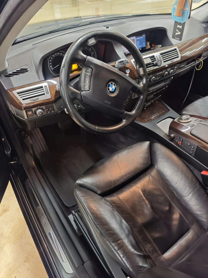 BMW 750 LI, снимка 14 - Автомобили и джипове - 48092752