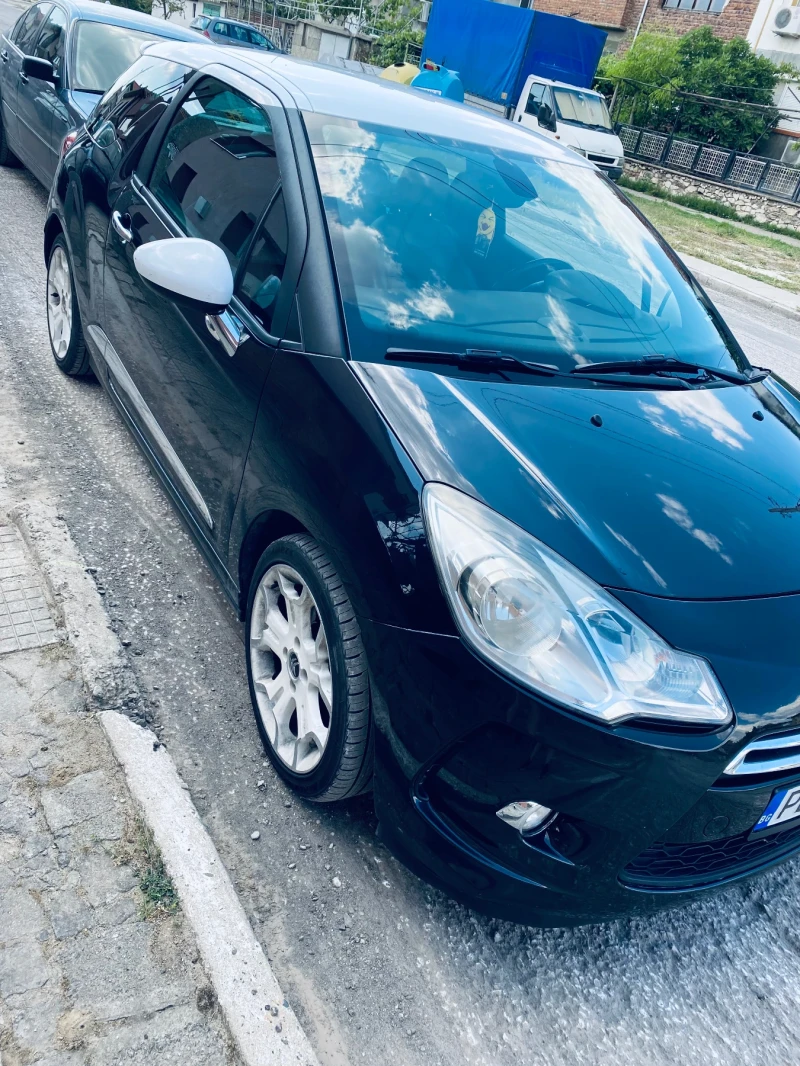 Citroen DS3, снимка 2 - Автомобили и джипове - 47643546