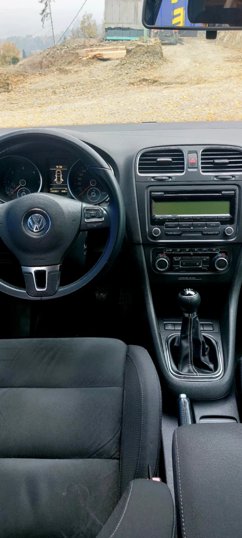 VW Golf 2.0TDI 110kcBLACK UNIKAT, снимка 14 - Автомобили и джипове - 47827580