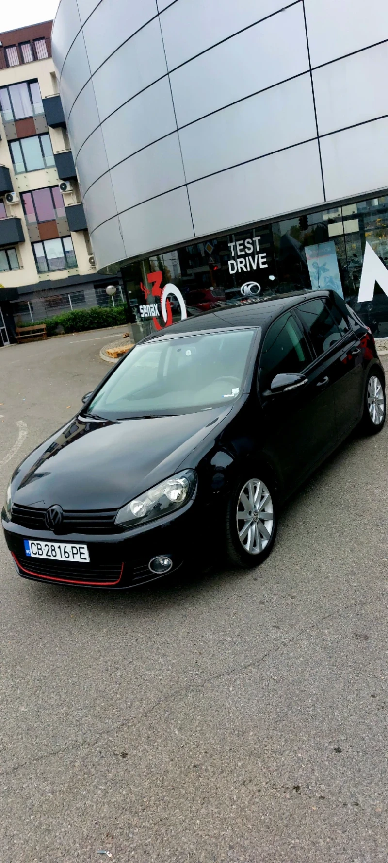 VW Golf 2.0TDI 110kcBLACK UNIKAT, снимка 9 - Автомобили и джипове - 47827580