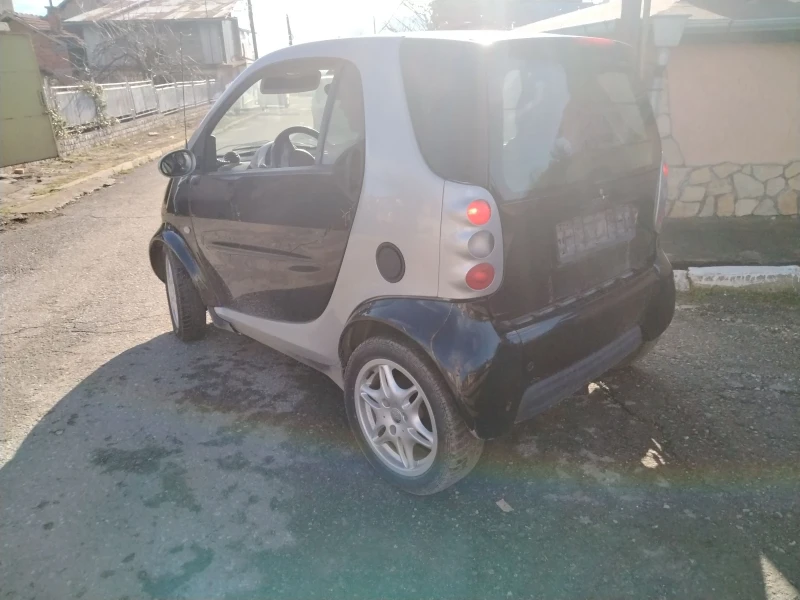 Smart Fortwo, снимка 2 - Автомобили и джипове - 49114567