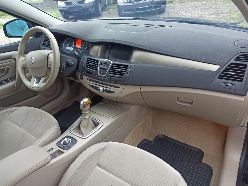 Renault Laguna 2.0I, снимка 12 - Автомобили и джипове - 49823098