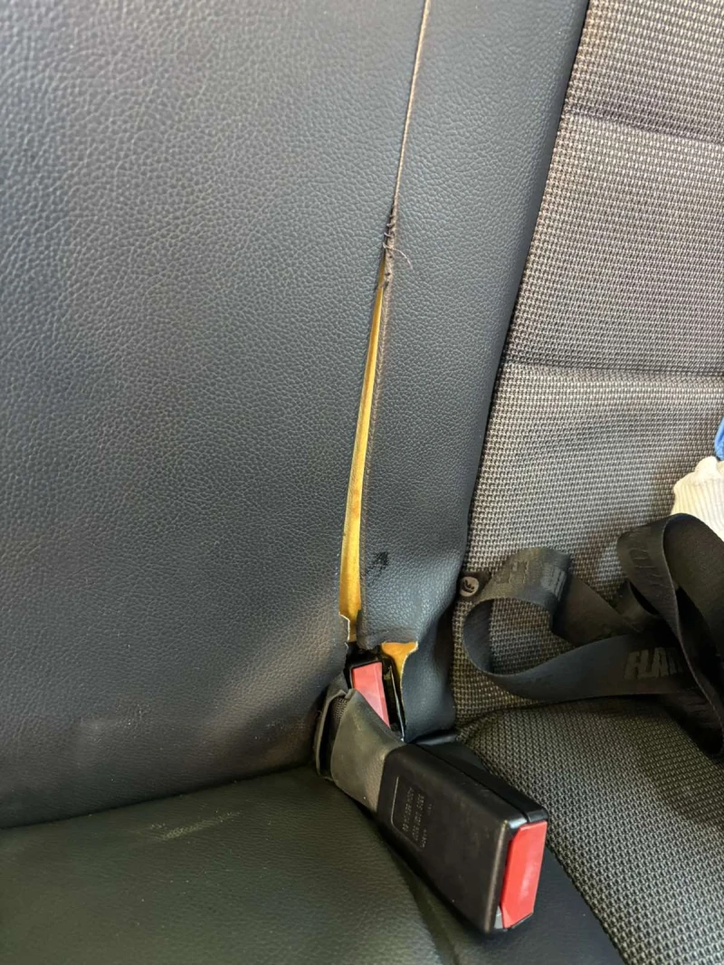 Mercedes-Benz C 220, снимка 13 - Автомобили и джипове - 51432816