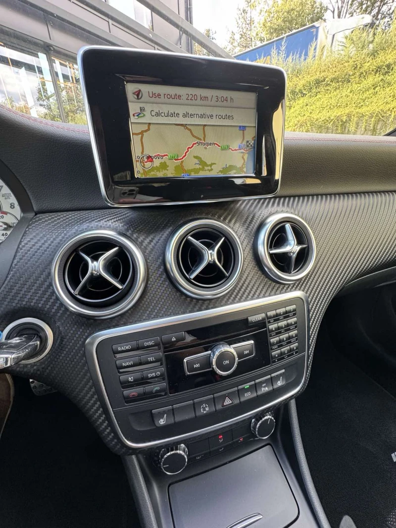 Mercedes-Benz A 250 4 Matic, снимка 16 - Автомобили и джипове - 52084824
