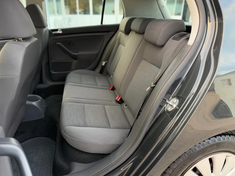 VW Golf 1.4i~AC~, снимка 11 - Автомобили и джипове - 52152127