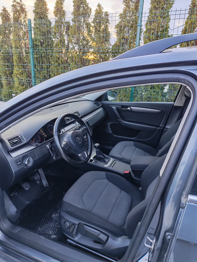 VW Passat, снимка 6 - Автомобили и джипове - 52967160