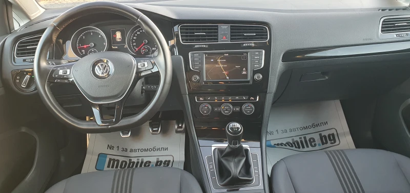VW Golf 1.6TDI- NAVI- ALLSTAR, снимка 12 - Автомобили и джипове - 53341427