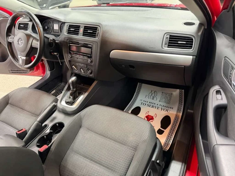 VW Jetta * 2.0 TDI DSG Comfortline| SUNROOF BLUETOOTH * CAR, снимка 3 - Автомобили и джипове - 53529018