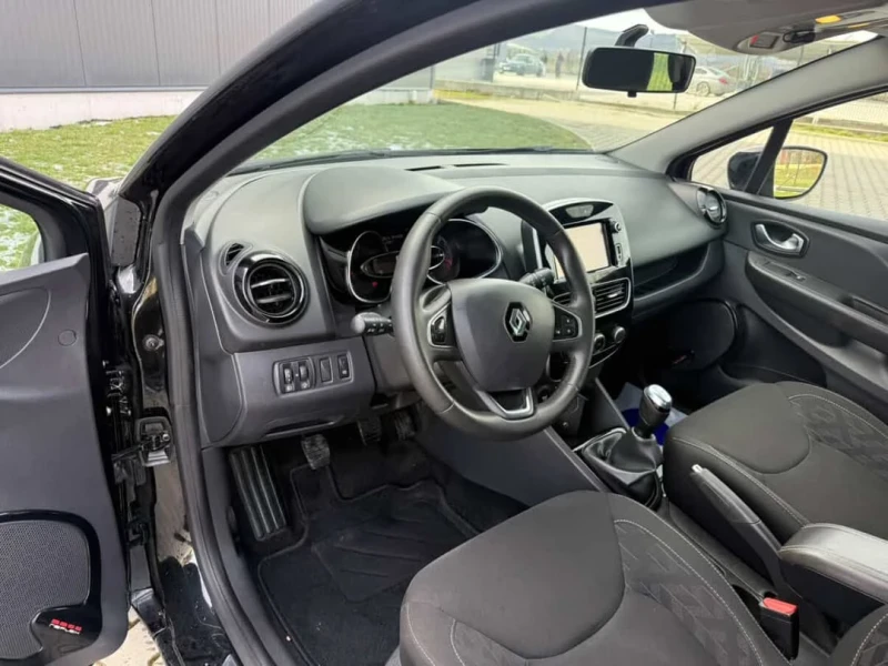 Renault Clio 1.0 БЕНЗИН, снимка 8 - Автомобили и джипове - 53592236