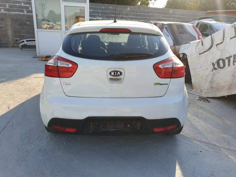 Kia Rio 1.1crdi/1.4crdi, снимка 12 - Автомобили и джипове - 29308497