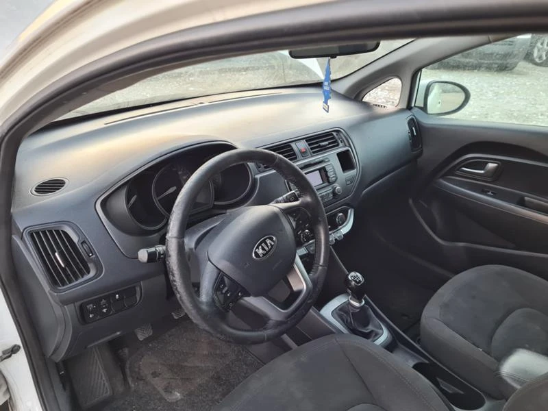 Kia Rio 1.1crdi/1.4crdi, снимка 5 - Автомобили и джипове - 29308497