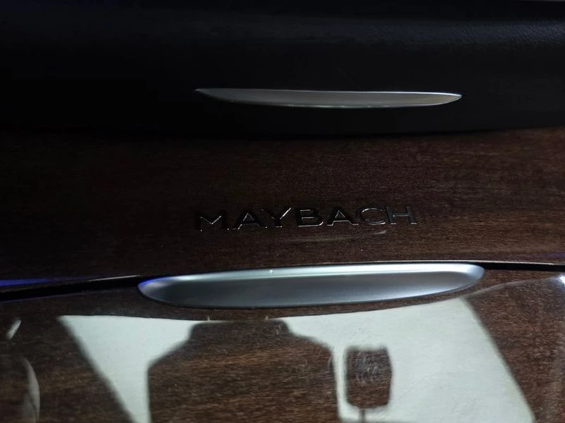 Mercedes-Benz Maybach Maybach S560 4MATIC Rodeo Drive LA Edition| 469�.� | Mobile.bg � ����������� 13