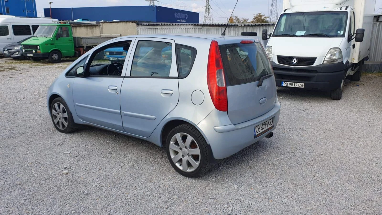 Mitsubishi Colt  - изображение 4