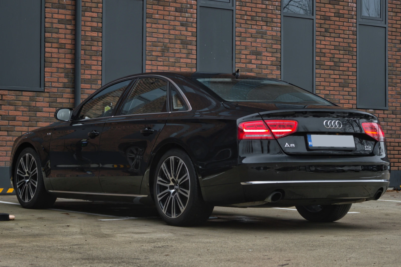 Audi A8 4.2 FSI - изображение 7