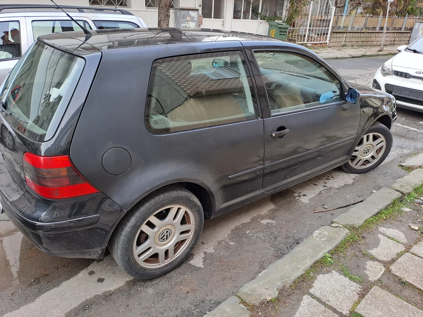 VW Golf 1.6 SR - изображение 9