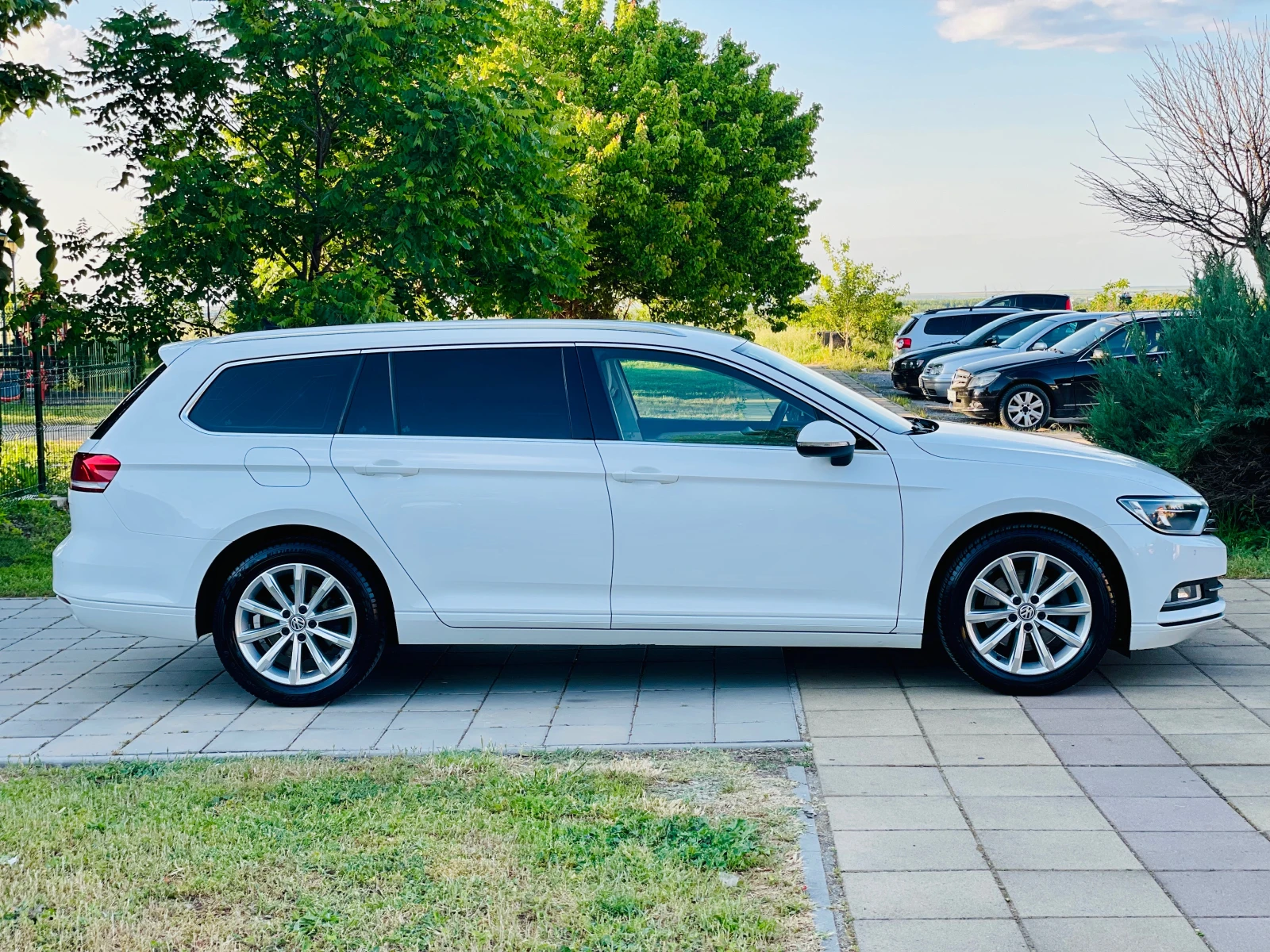 VW Passat 2016г.TDI* АВТОМАТИК*  - изображение 4
