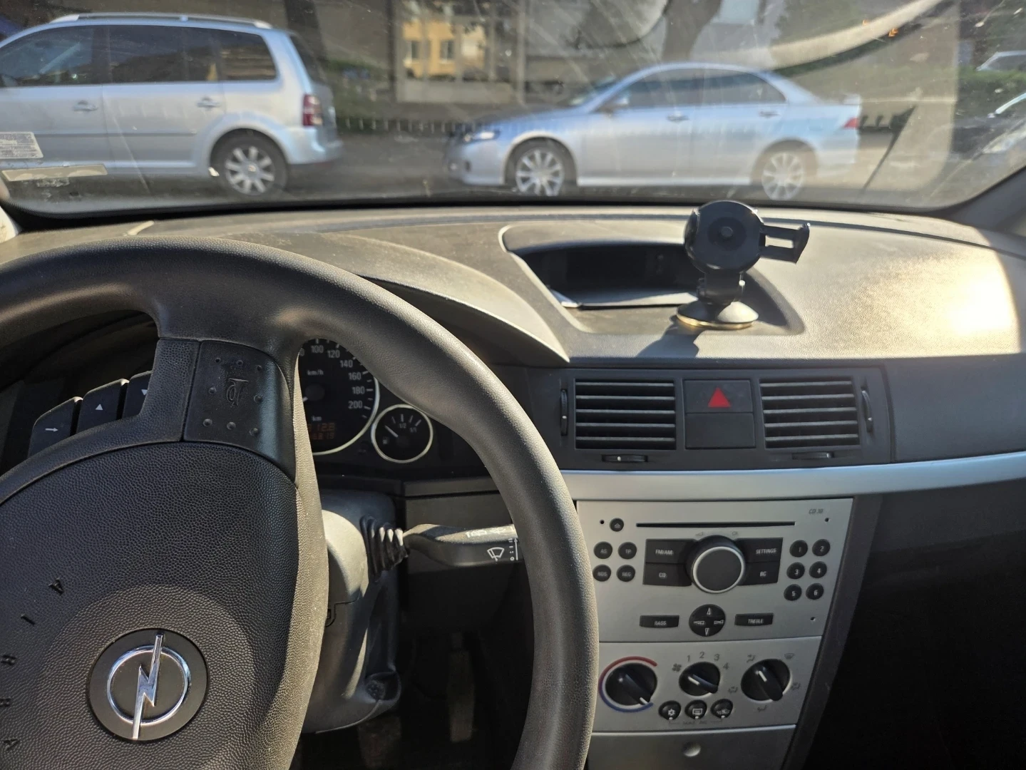 Opel Meriva  - изображение 7