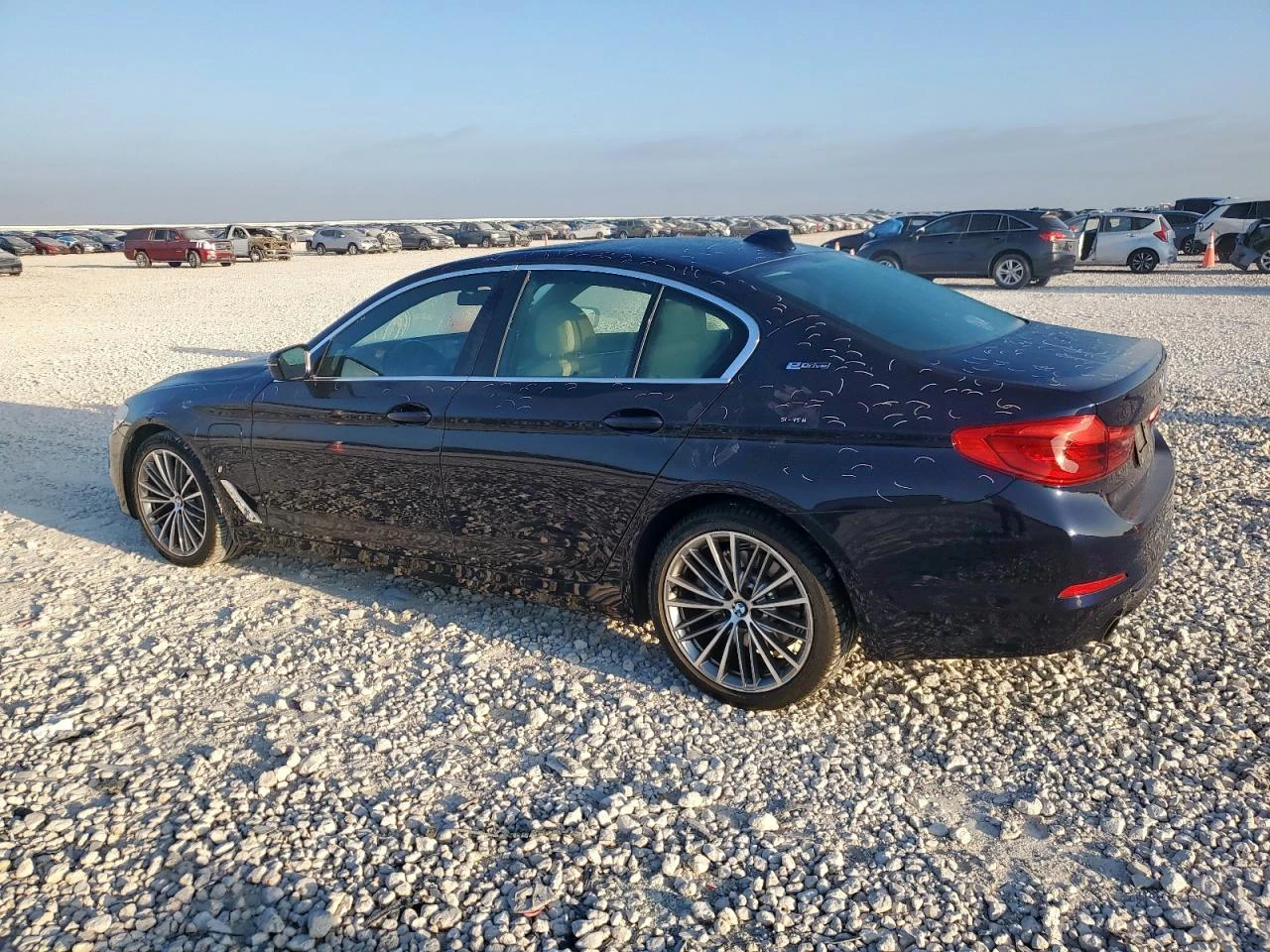BMW 530E  - изображение 2