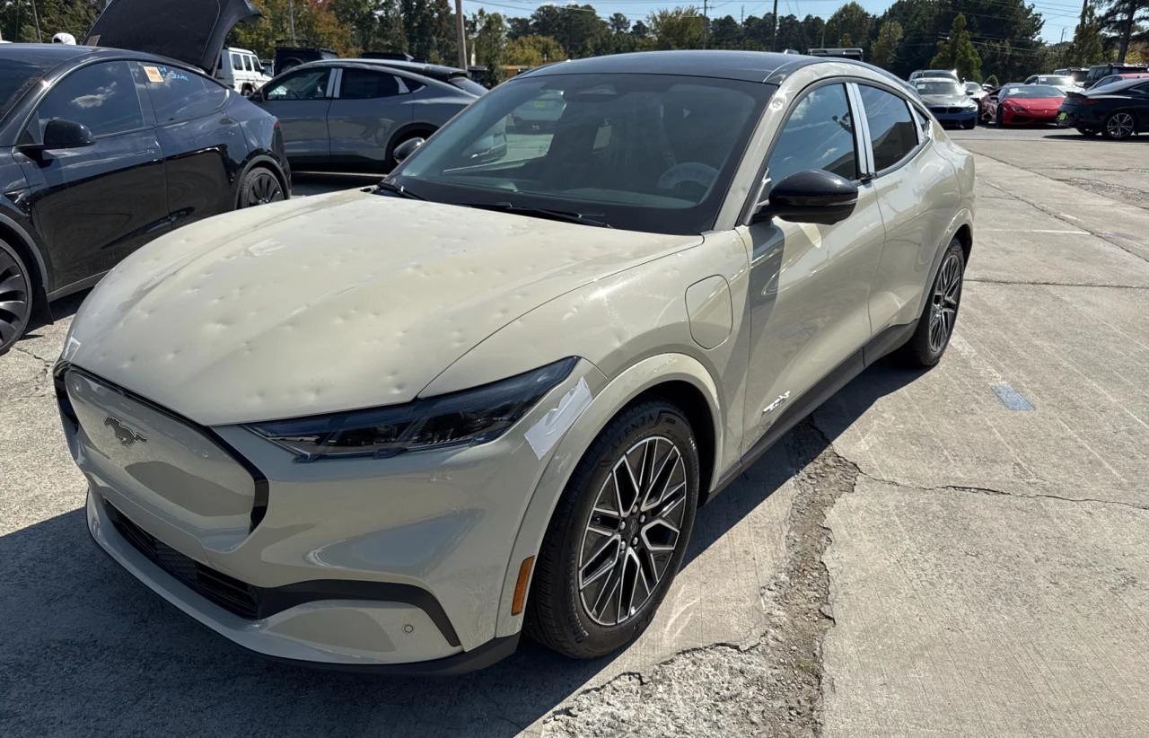 Ford Mustang Mach-E PREMIUM RWD ФИКСИРАНА ЦЕНА! ЧИСТО НОВ! ГРАДУШКОВ! - изображение 2