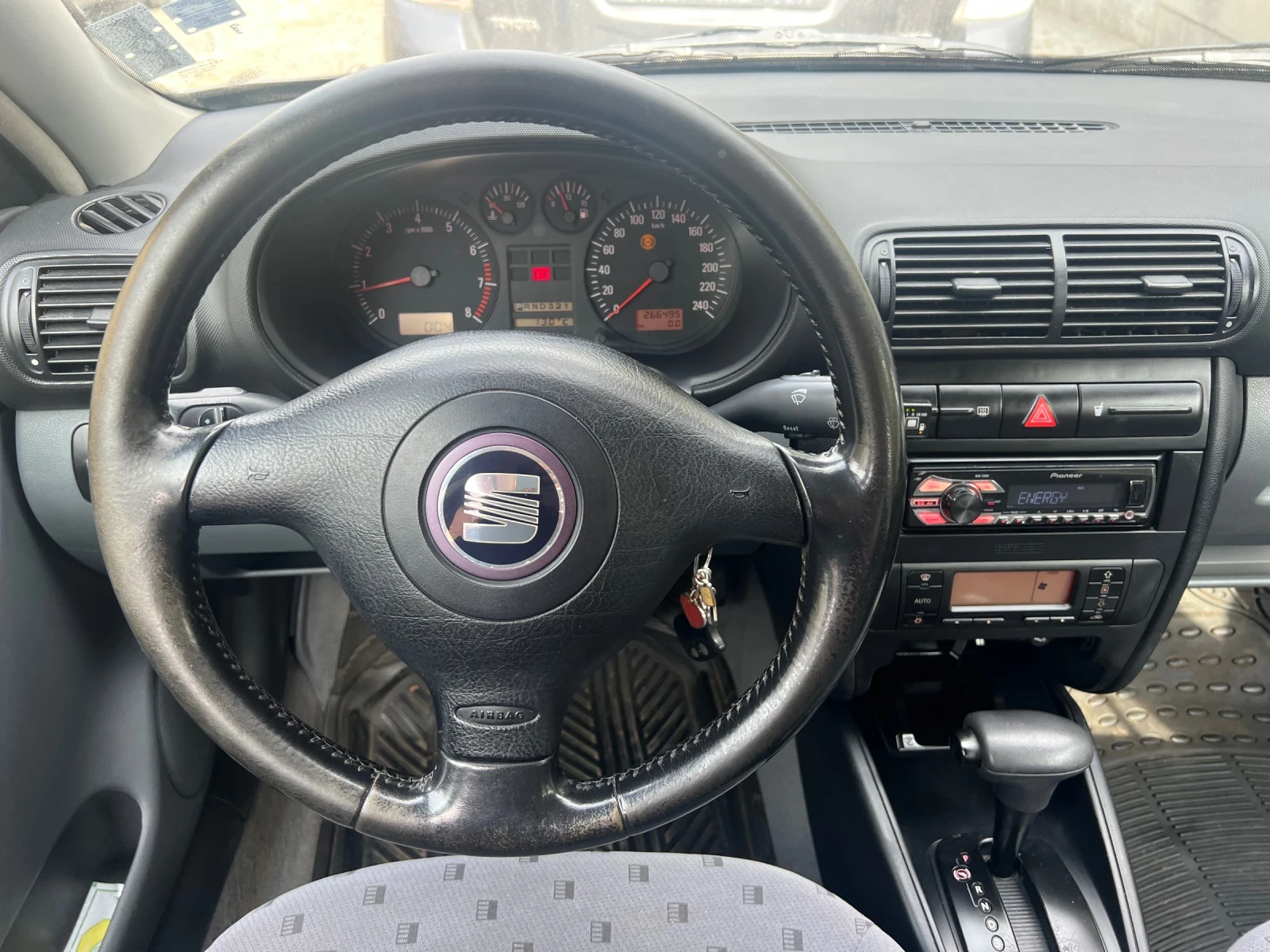 Seat Toledo 1.8 20V Бензин/газ | Mobile.bg — изображение 9