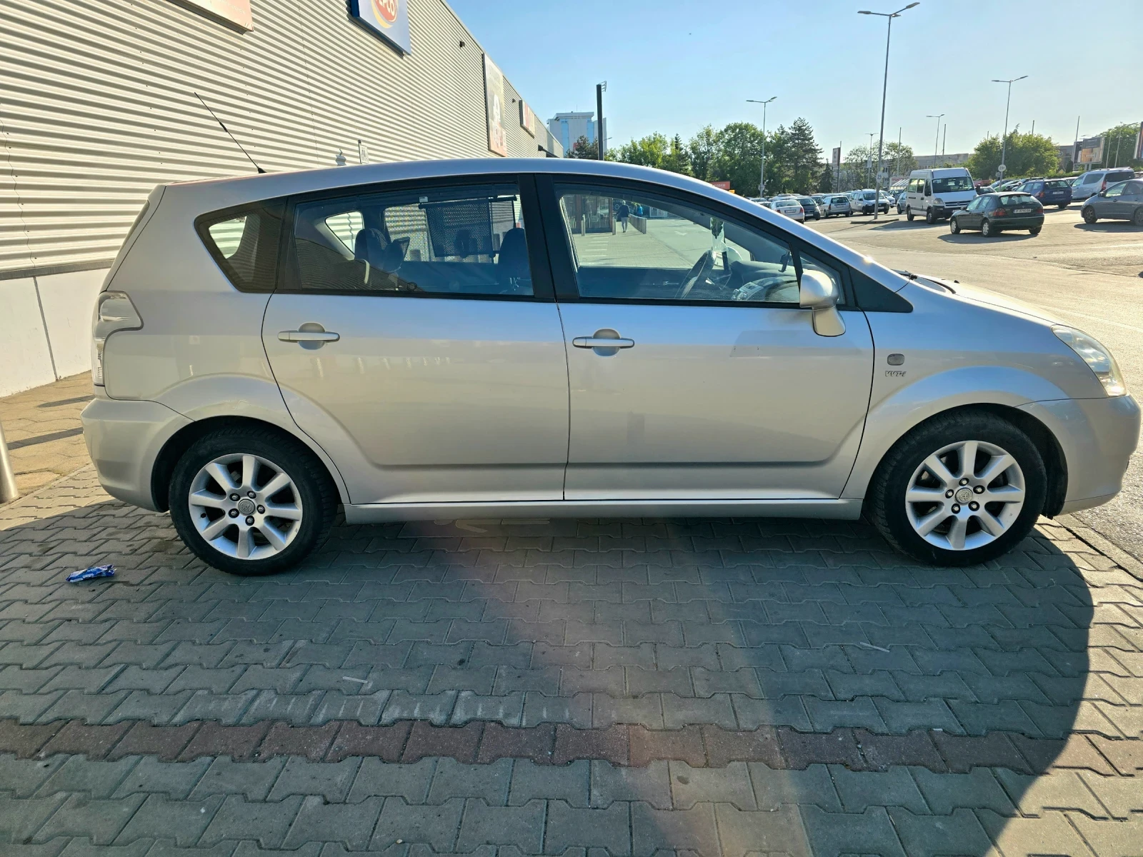 Toyota Corolla verso 1.8 VVTI ГАЗ - изображение 6