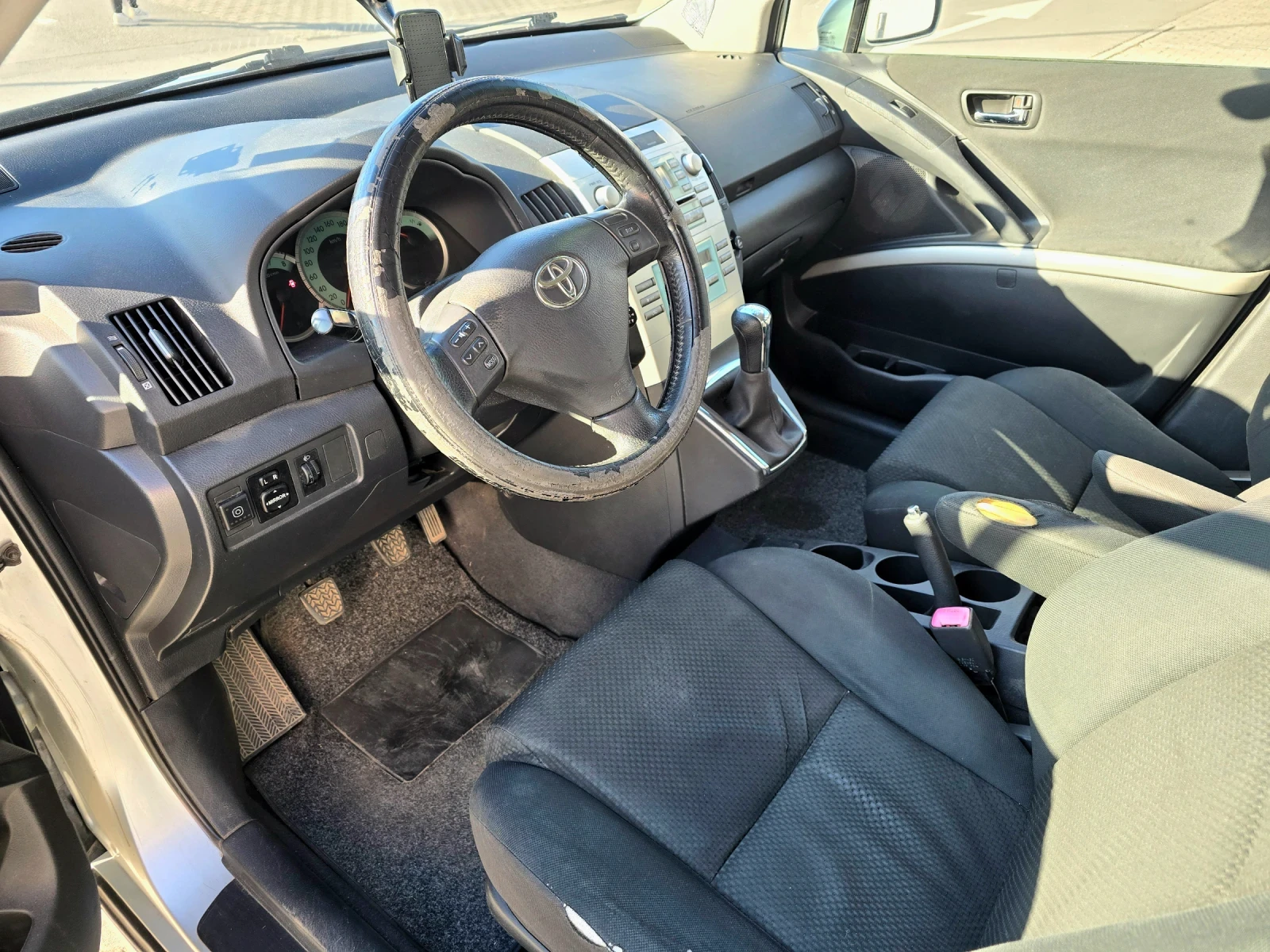 Toyota Corolla verso 1.8 VVTI ГАЗ - изображение 7