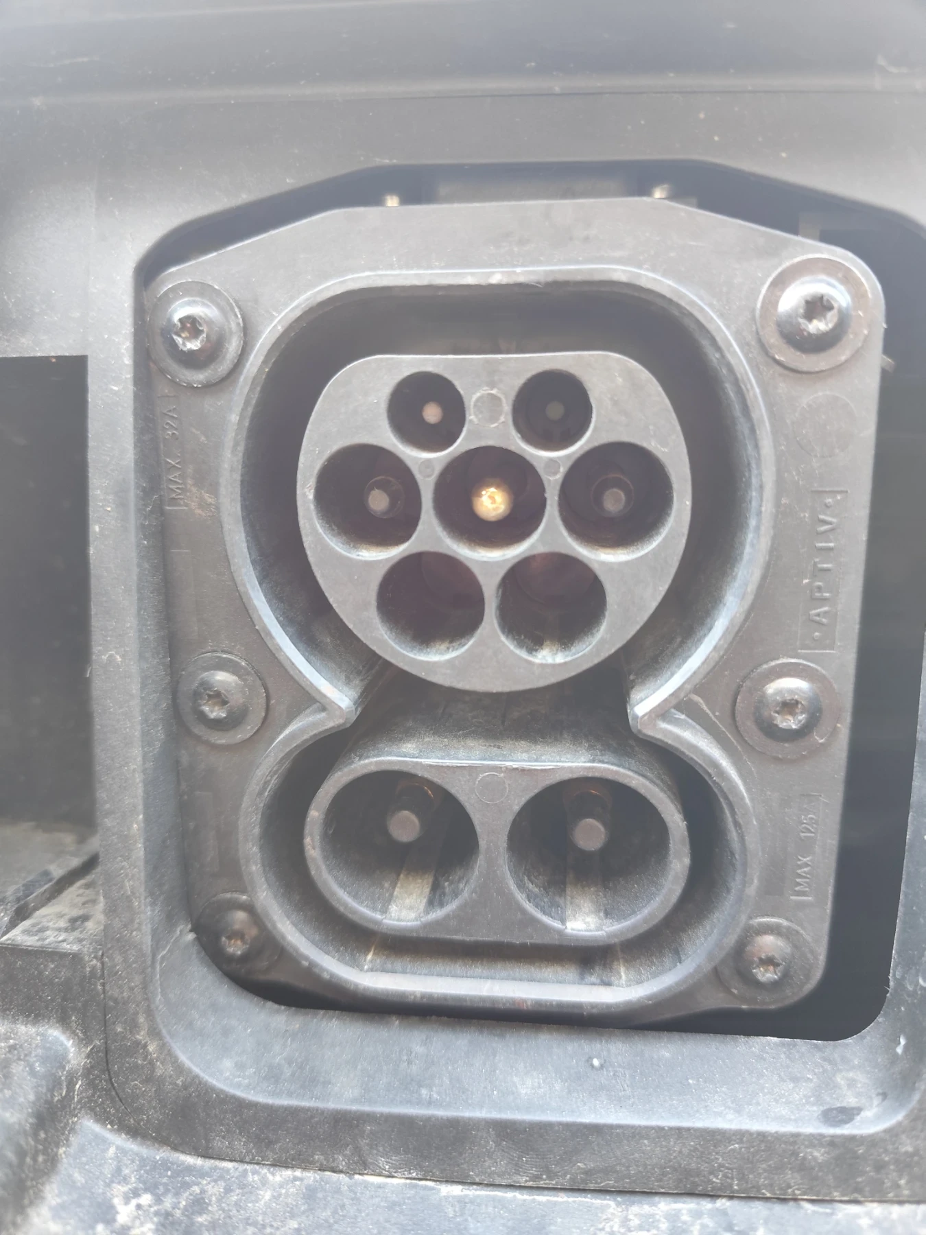 Dacia Spring 65кс, CCS, 95% - изображение 10