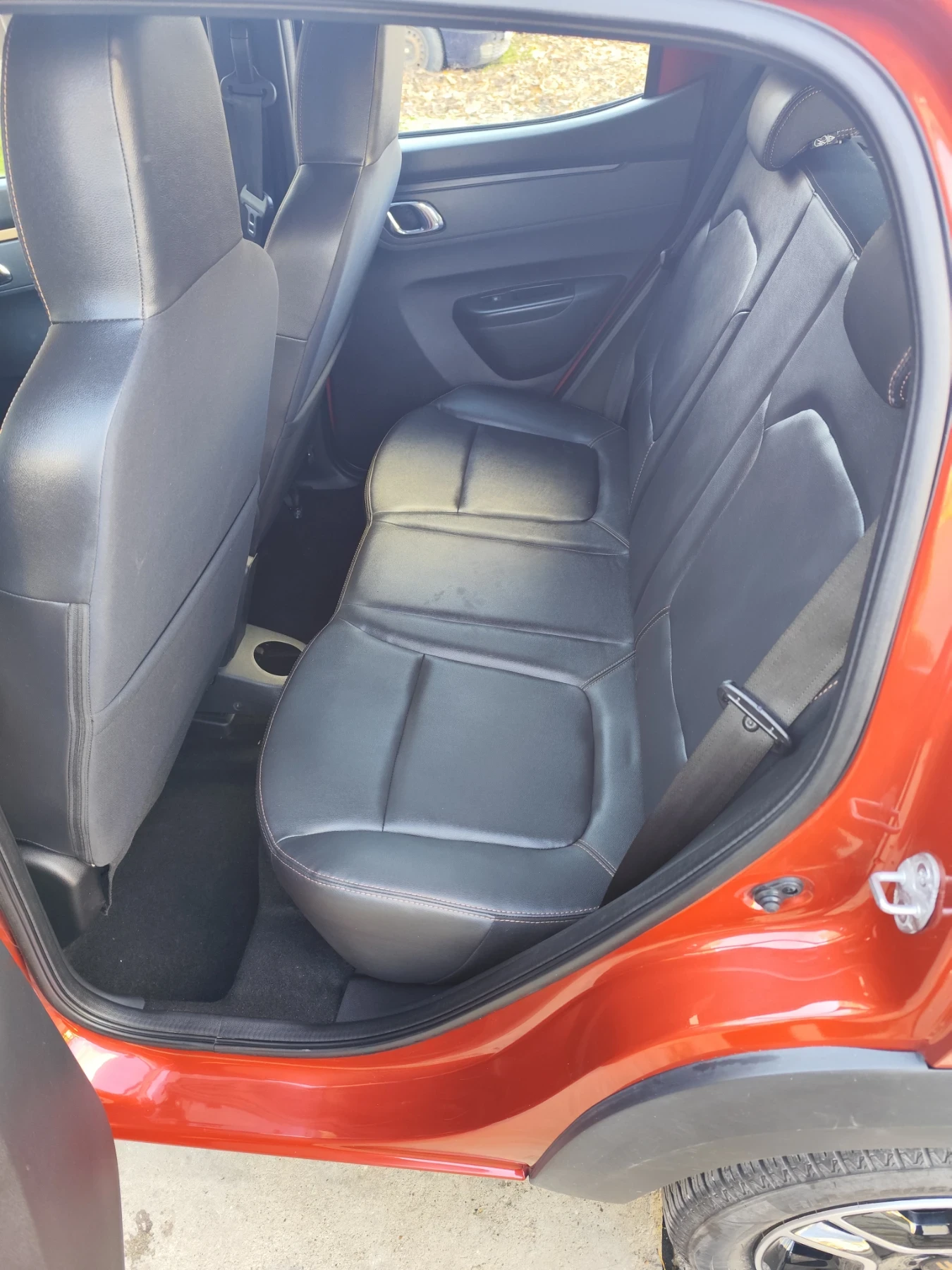 Dacia Spring 65кс, CCS, 95% - изображение 6