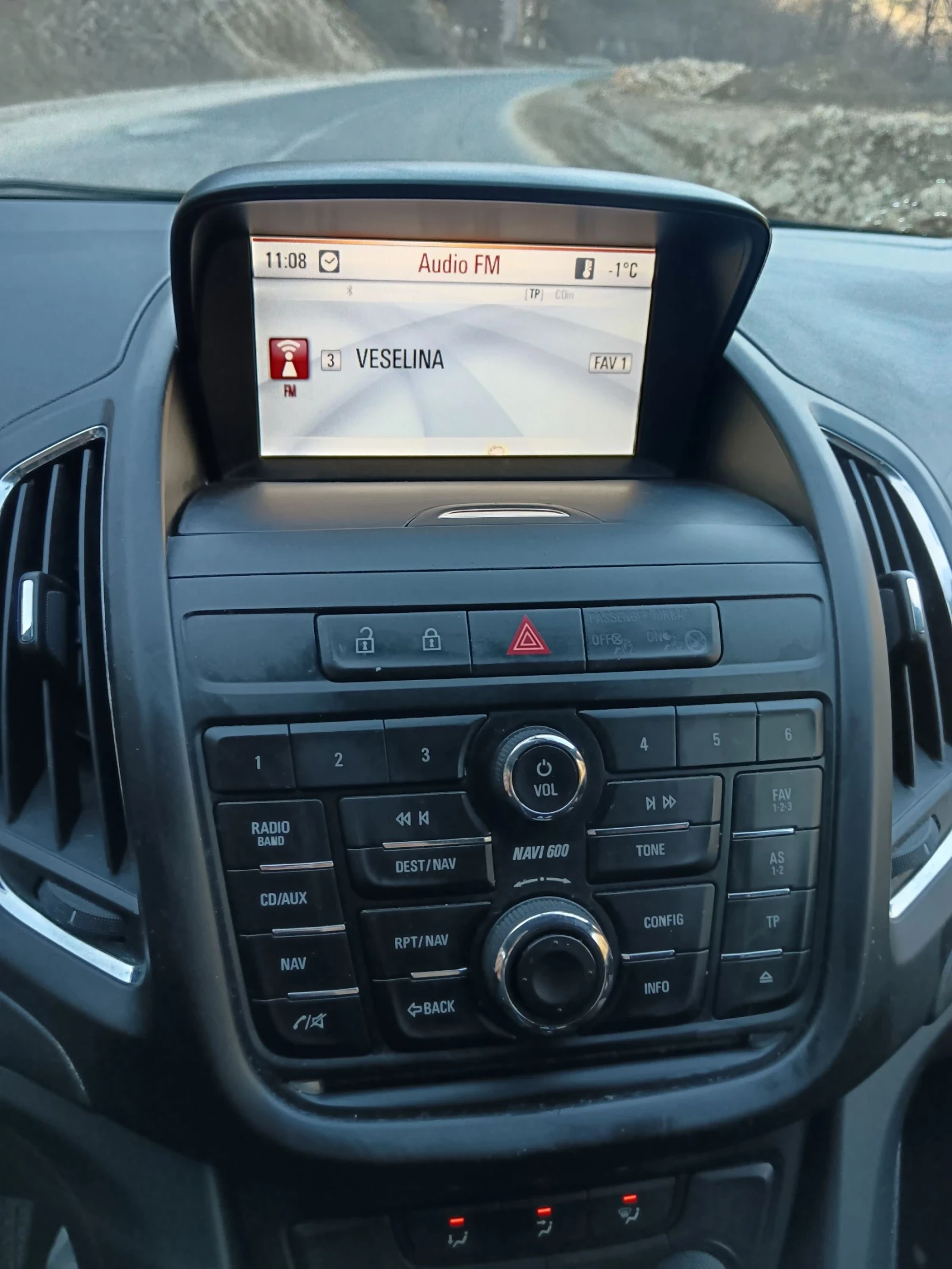 Opel Zafira  - изображение 7