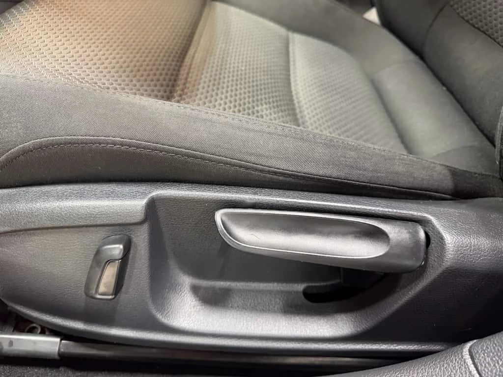 VW Jetta * 2.0 TDI DSG Comfortline| SUNROOF BLUETOOTH * CAR - изображение 5