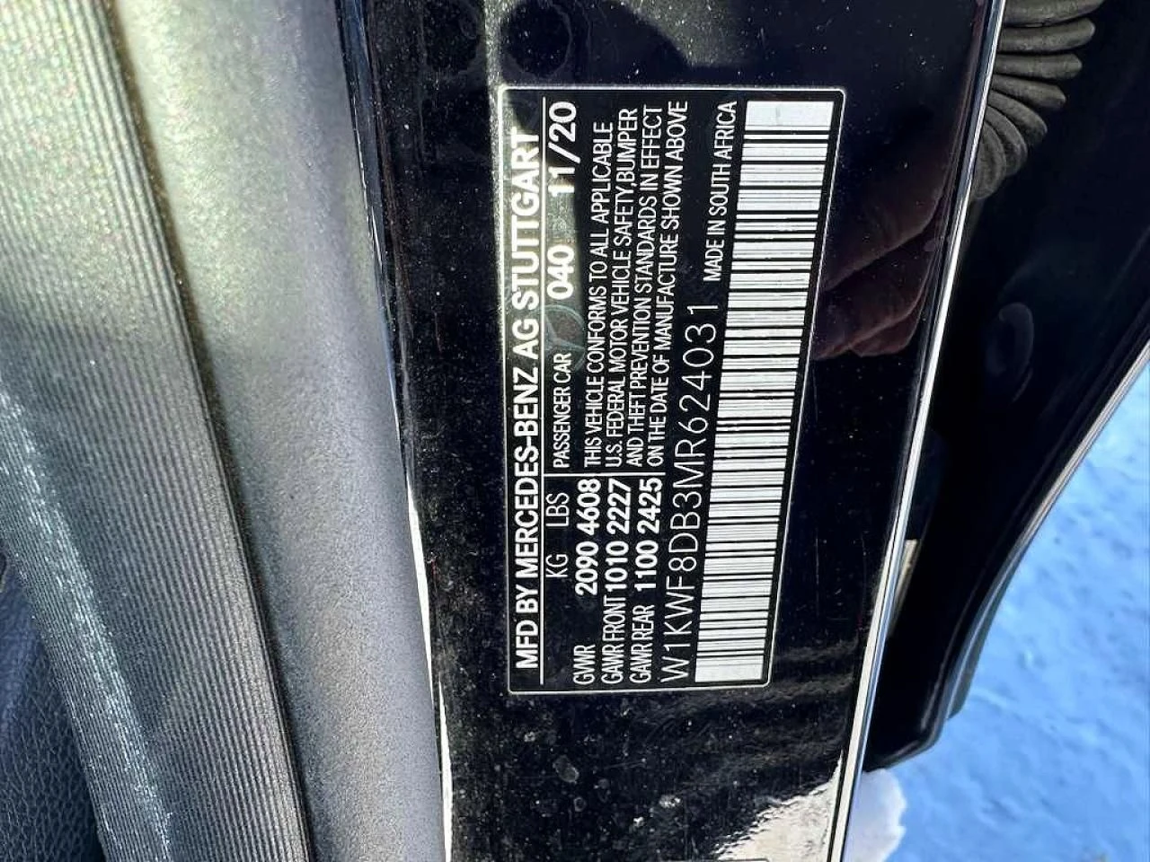 Mercedes-Benz C 300, снимка 10 - Автомобили и джипове - 53735929