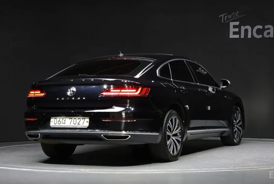 VW Arteon 2.0 TDI Premium* , снимка 2 - Автомобили и джипове - 54060772