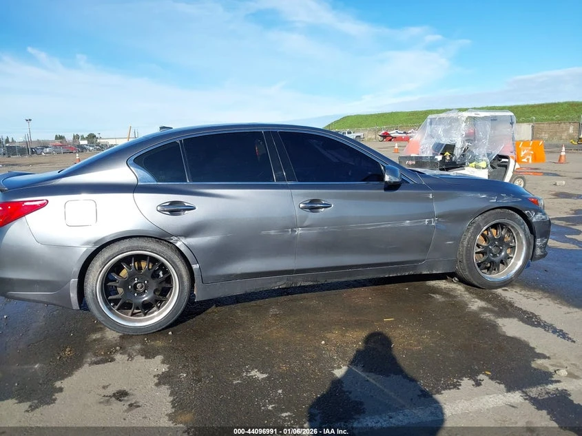 Infiniti Q50 3.0T Premium, снимка 6 - Автомобили и джипове - 54065516