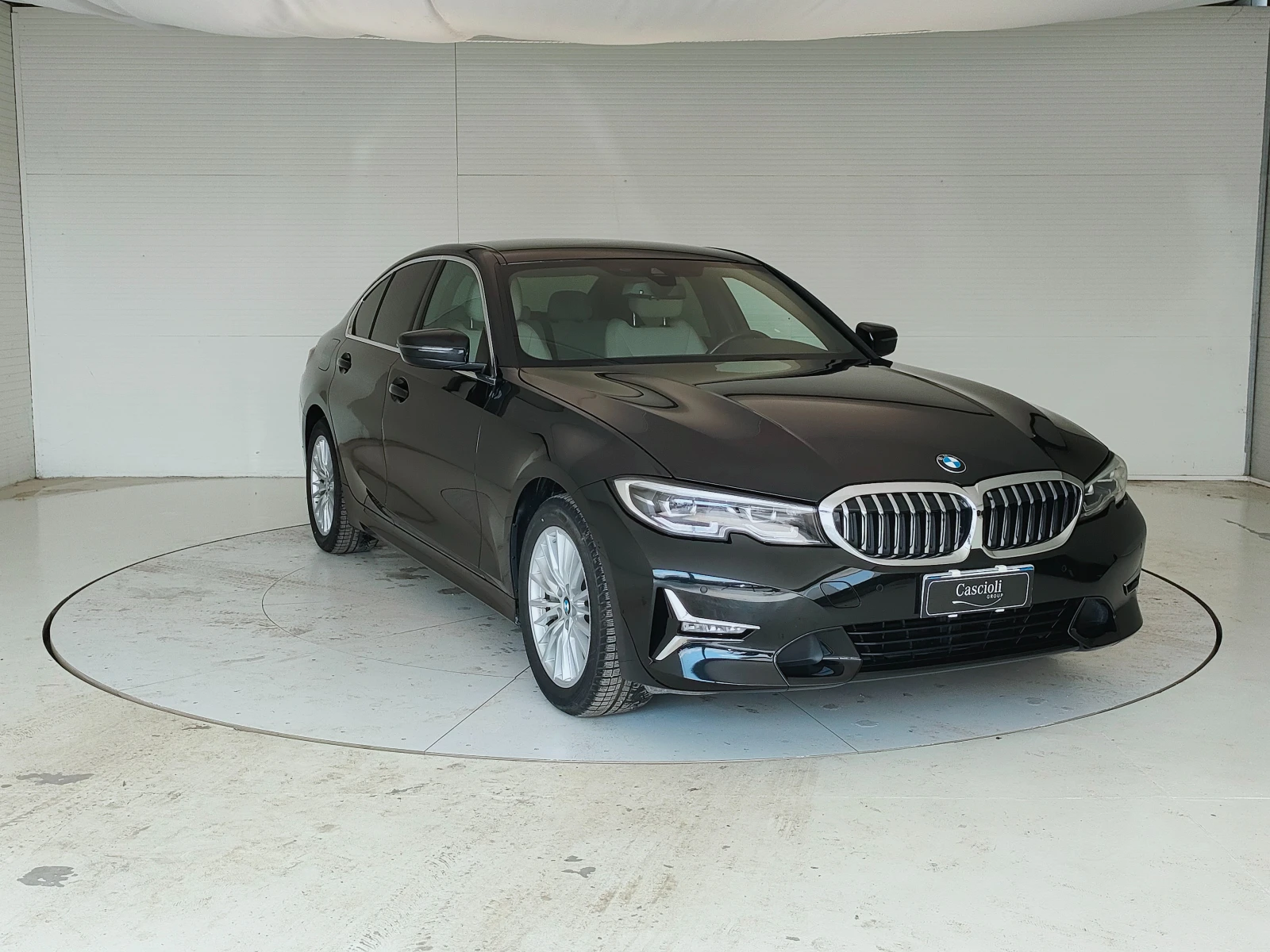 BMW 330 330e Luxury
