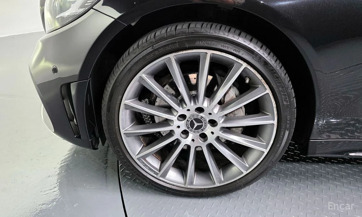 Mercedes-Benz C 220, снимка 5 - Автомобили и джипове - 54441199