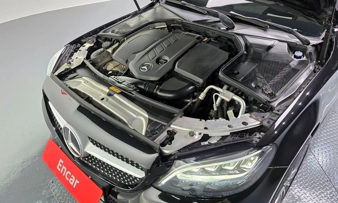 Mercedes-Benz C 220, снимка 6 - Автомобили и джипове - 54441199