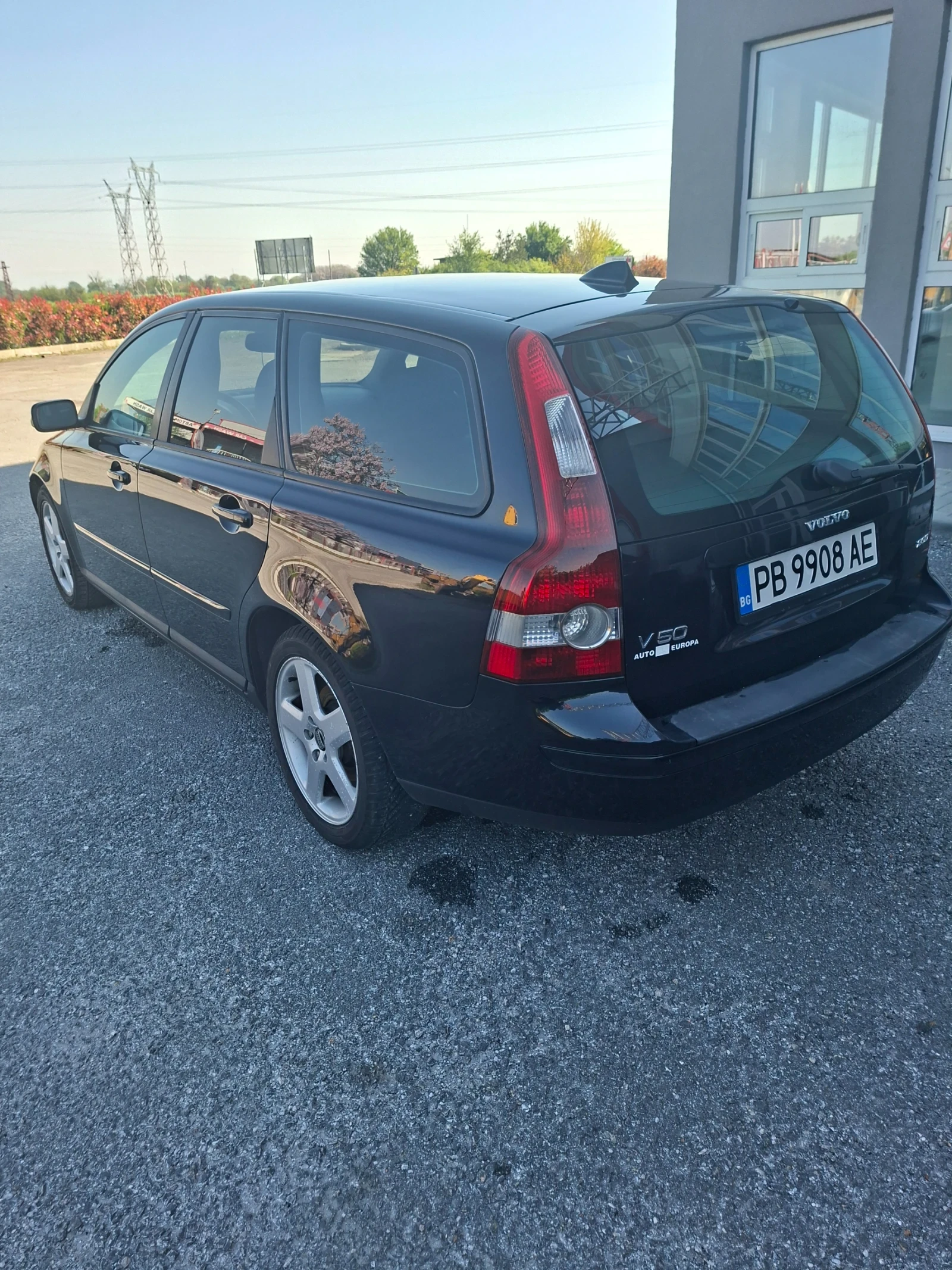 Volvo V50 Momentium, снимка 4 - Автомобили и джипове - 54443451
