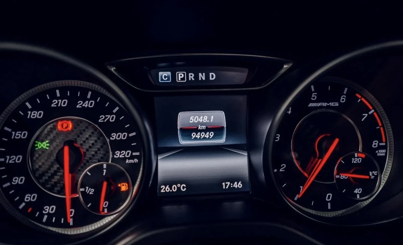 Mercedes-Benz CLA 45 AMG S 60k$ Tuning CARFAX, снимка 13 - Автомобили и джипове - 54778075