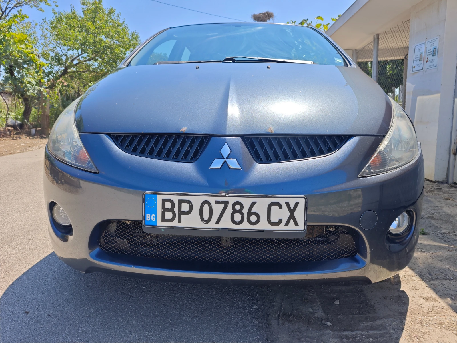 Mitsubishi Grandis 2.4, снимка 5 - Автомобили и джипове - 55422119
