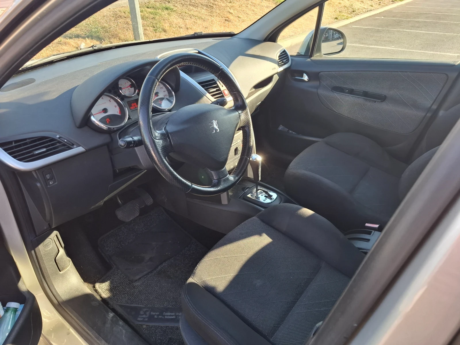 Peugeot 207, снимка 6 - Автомобили и джипове - 55503881