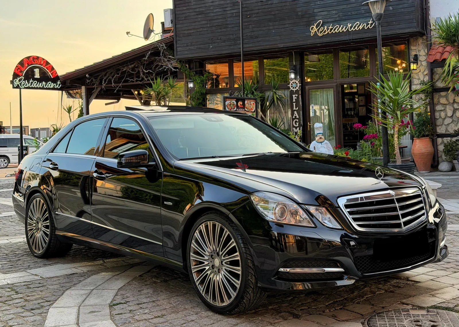 Mercedes-Benz E 350 CDI Avantgarde * * РЕАЛНИ КМ* * , снимка 13 - Автомобили и джипове - 55793701
