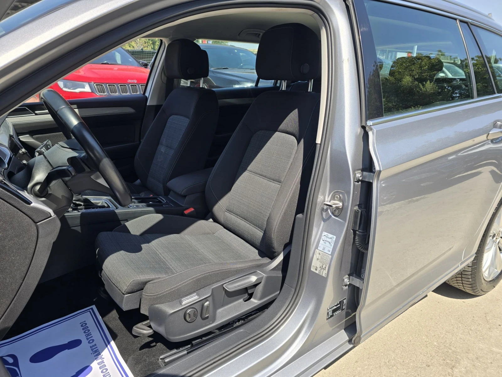 VW Passat 2.0TDI 150к.с Business DSG, снимка 9 - Автомобили и джипове - 55802265