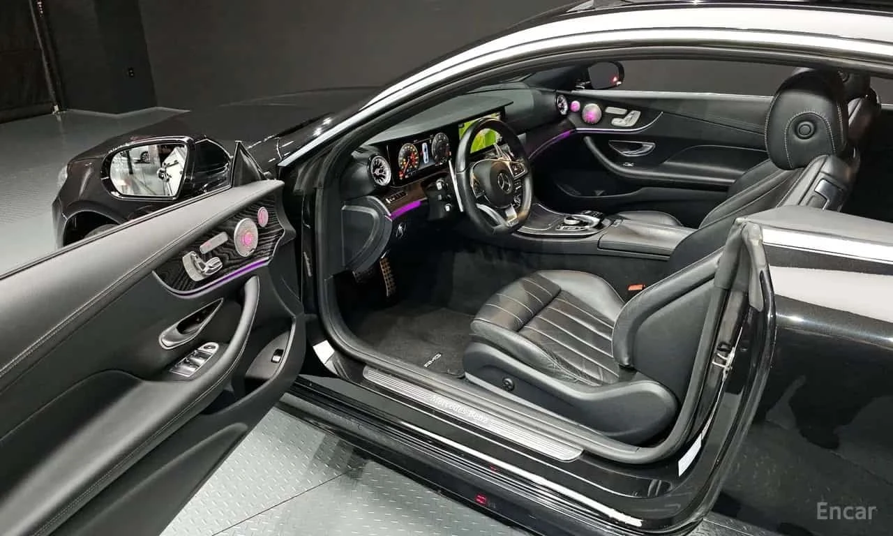 Mercedes-Benz E 220 АМГ ПАКЕТ/d Coupe/ХЕДЪП/ПОДГРЕВ/ОБДУХ/, снимка 10 - Автомобили и джипове - 56332220