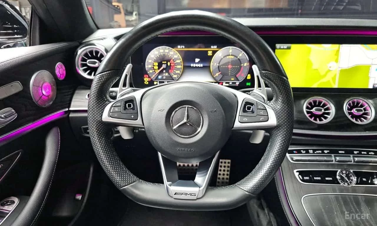 Mercedes-Benz E 220 АМГ ПАКЕТ/d Coupe/ХЕДЪП/ПОДГРЕВ/ОБДУХ/, снимка 13 - Автомобили и джипове - 56332220