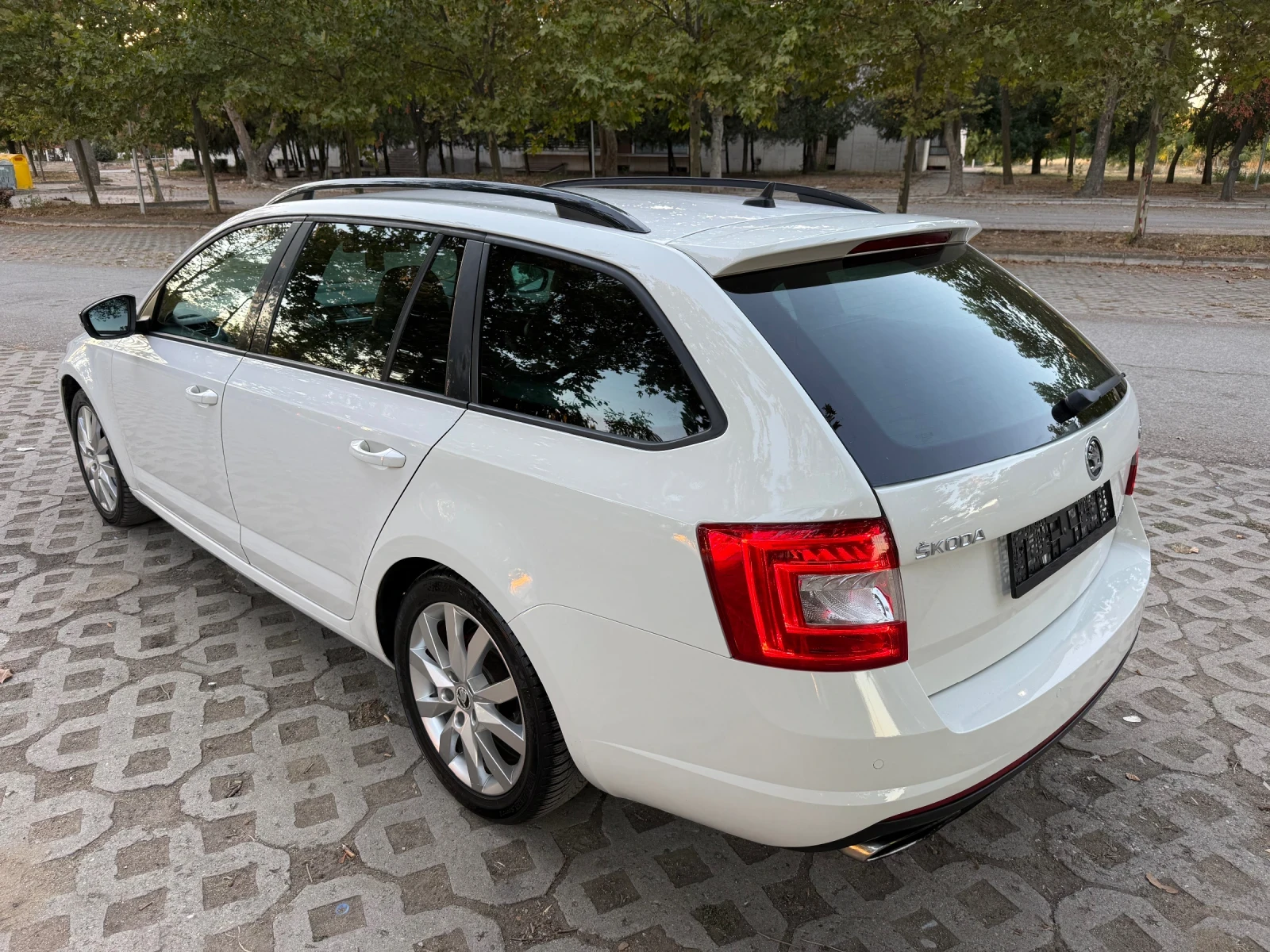 Skoda Octavia VRS FULL ЛИЗИНГ, снимка 7 - Автомобили и джипове - 56352955